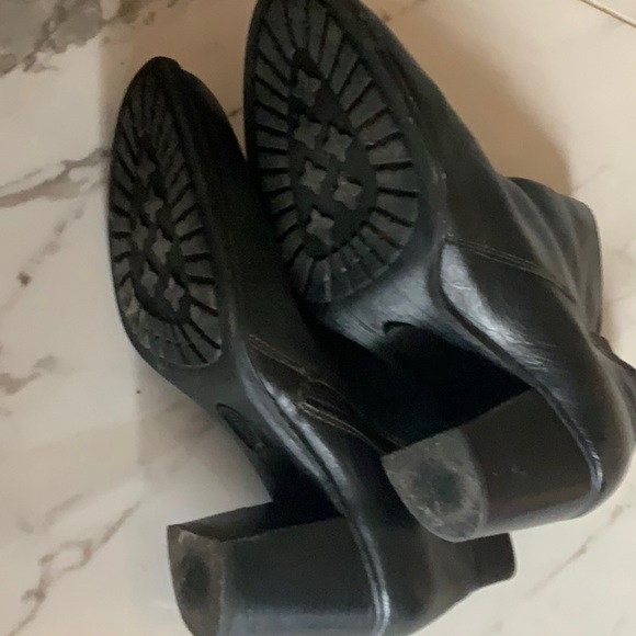 Soffi Bootie - Picture 10 of 12